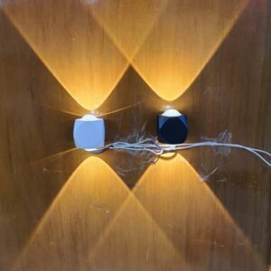 Lampu Dinding 2 Watt Bentuk Dadu