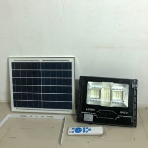 Lampu Sorot Solar 2 In 1